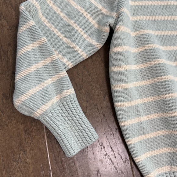 Brandy Melville Striped Crewneck Sweater - Picture 4 of 9